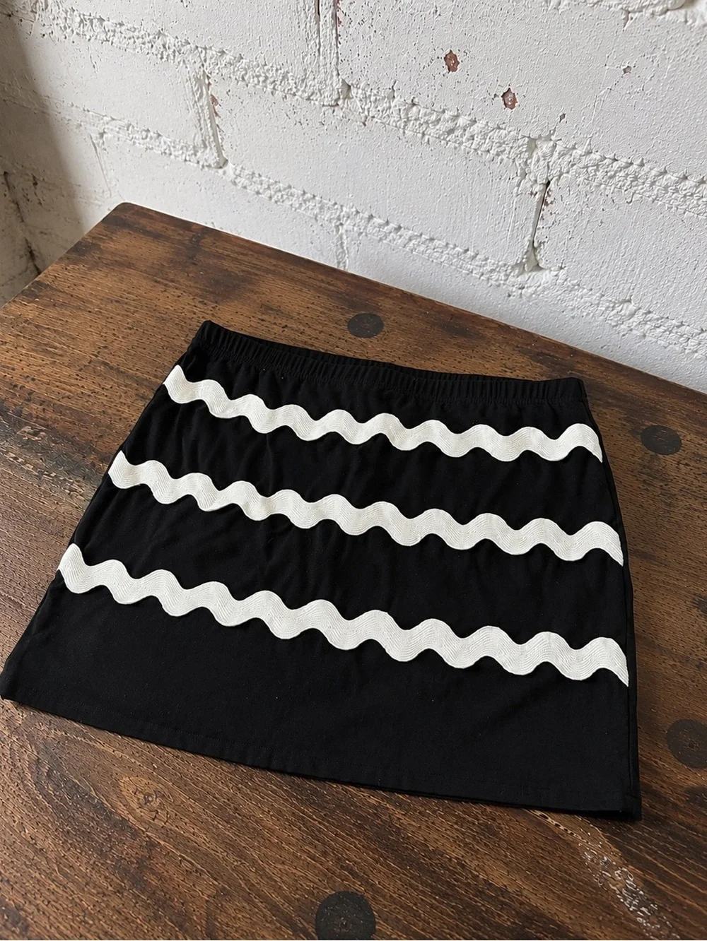Y2K Retro Black Wavy Rickrack Elastic Waist Mini Skirt Bodycon Size M 10 Coquett